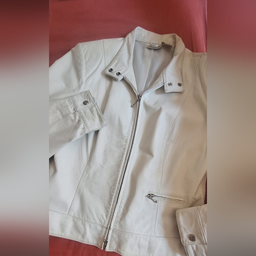 Leather jacket in white for women